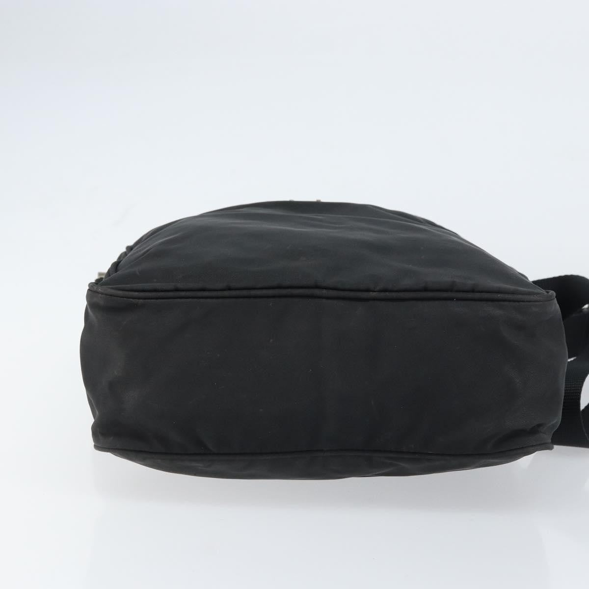 Prada Front Pocket Zip Messenger Bag Tessuto With Saffiano Leather Black Nylon Shoulder Bag Bag (Pre-Owned)