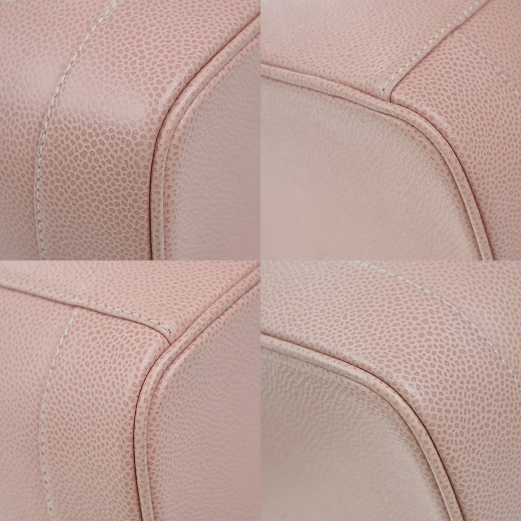 Chanel Vintage Timeless Cosmetic Case Caviar Pink Leather Handbag (Pre-Owned)