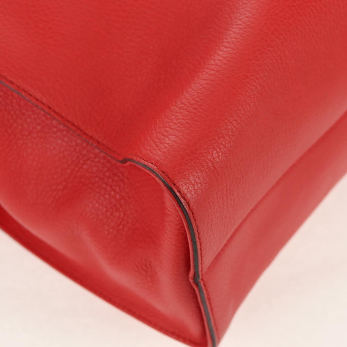Gucci Grand Prix Interlocking Gg Tote Grainy Leather Red Leather Tote Bag Bag (Pre-Owned)