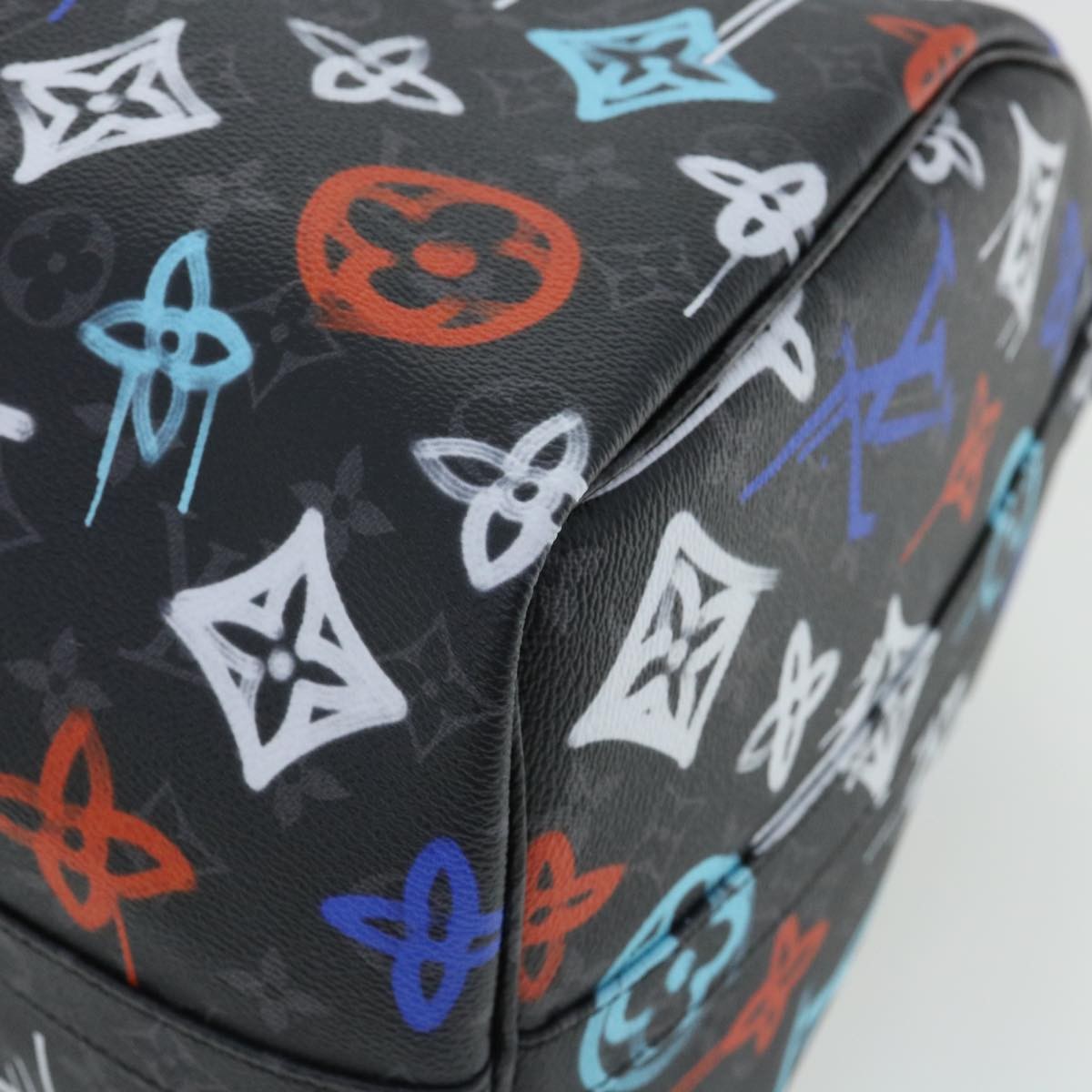 Louis Vuitton Keepall Bandouliere Bag Graffiti Monogram Eclipse Canvas Multicolour Canvas Bag (Pre-Owned)
