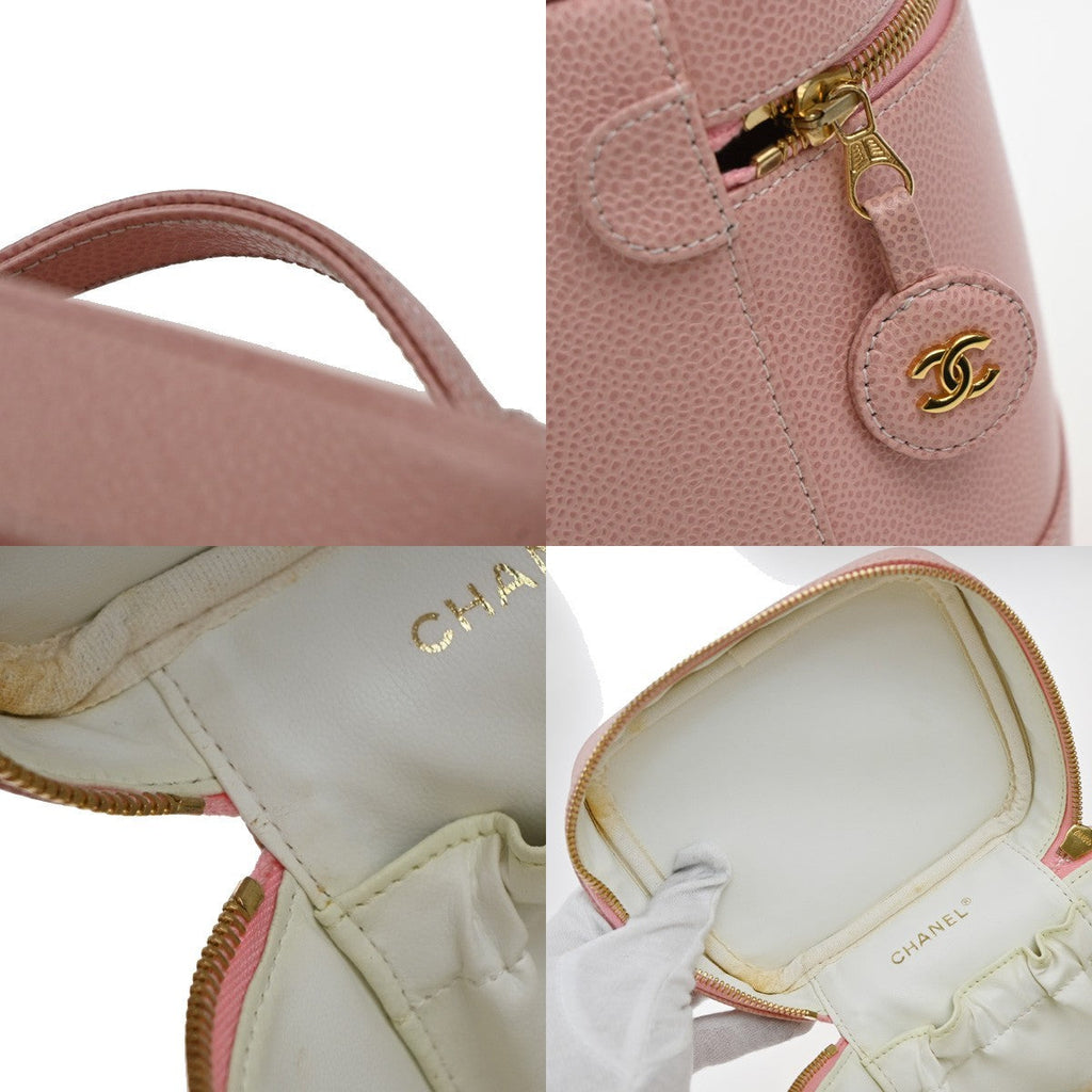 Chanel Vintage Timeless Cosmetic Case Caviar Pink Leather Handbag (Pre-Owned)