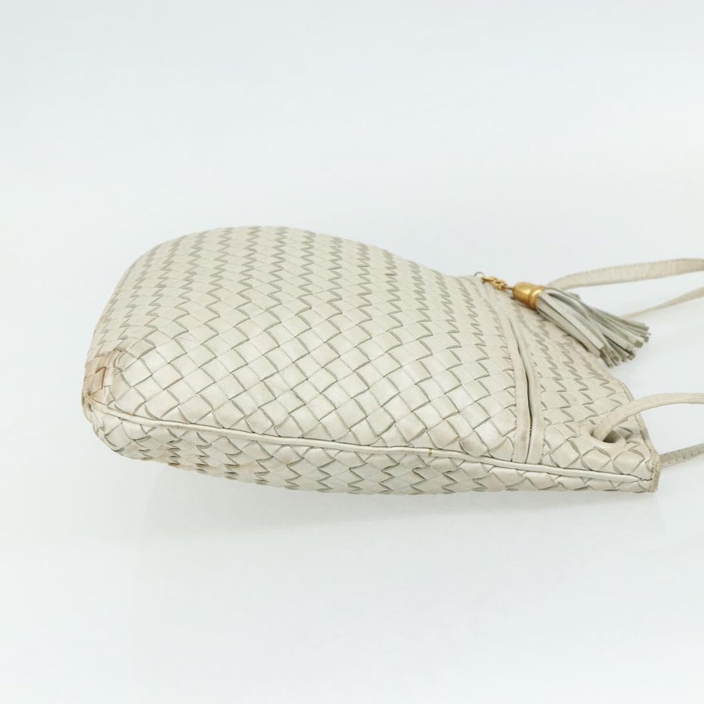Bottega Veneta Intrecciato Shoulder Bag Leather White Leather Shoulder Bag Bag (Pre-Owned)