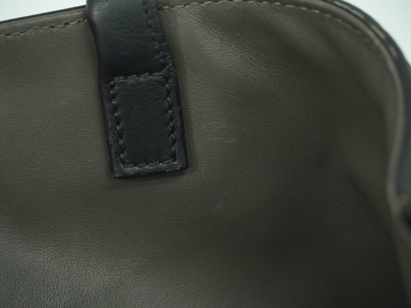 Fendi 2Jours Bag Leather Black Leather Handbag (Pre-Owned)
