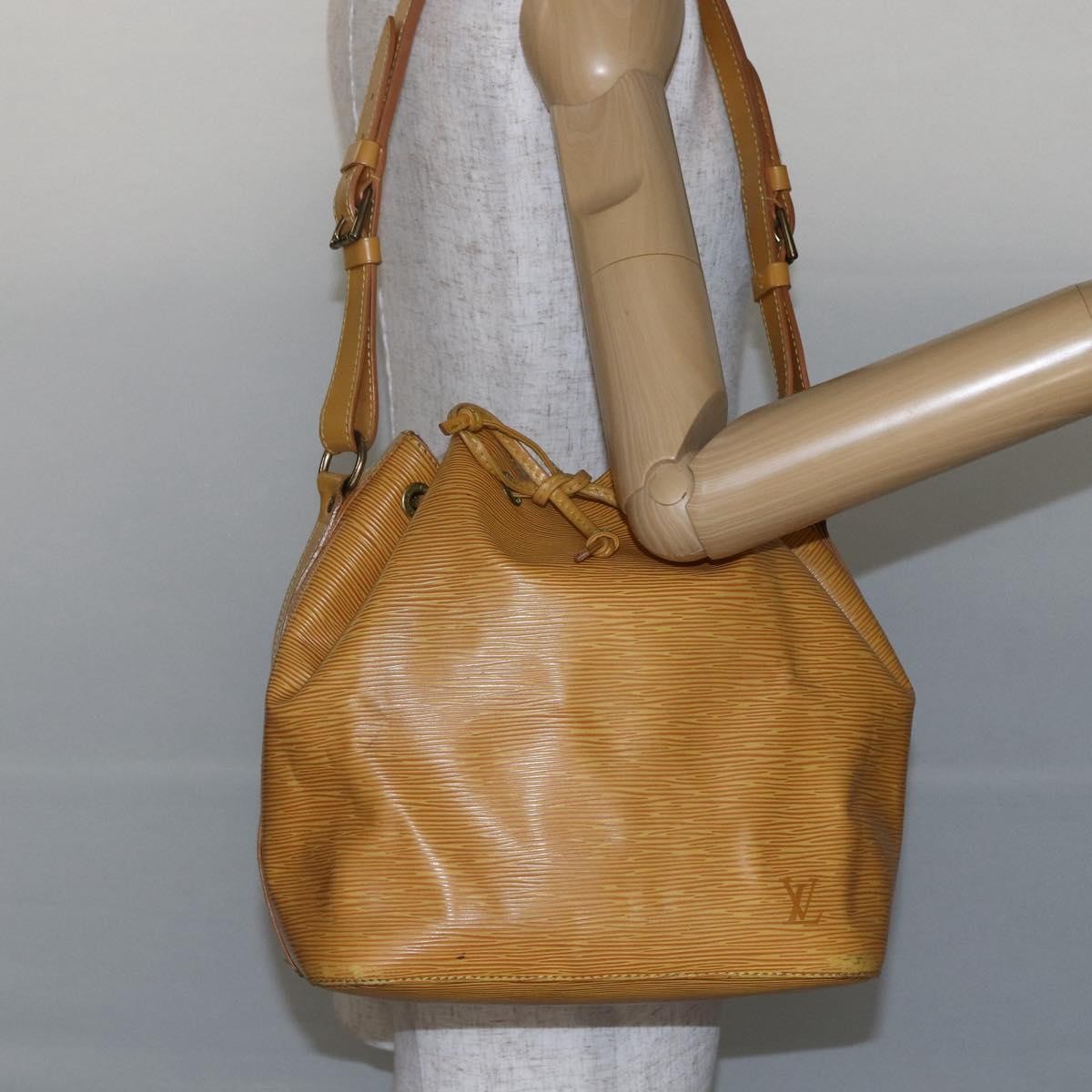 Louis Vuitton Petit Noe Handbag Epi Leather Yellow Leather Shoulder Bag Bag (Pre-Owned)