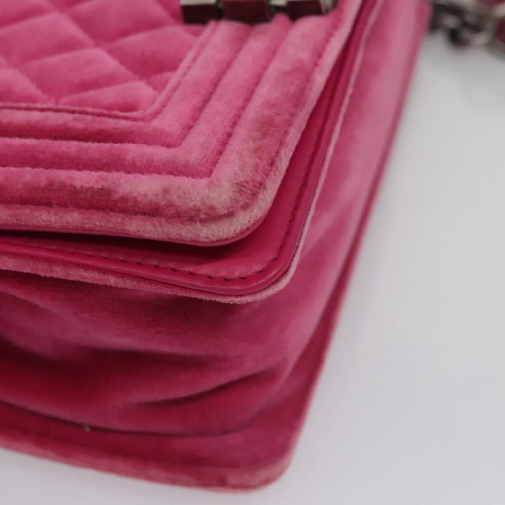 Chanel Boy Flap Bag Quilted Velvet Pink Velvet Shoulder Bag Bag (Pre-Owned)