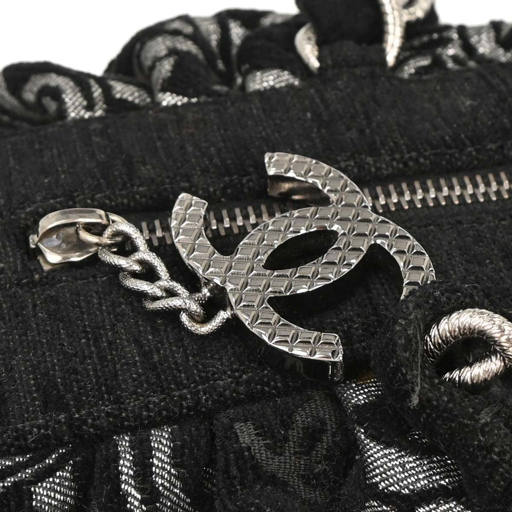 Chanel Vintage Zip Bowler Bag Printed Jacquard Black Cotton Shoulder Bag Bag (Pre-Owned)