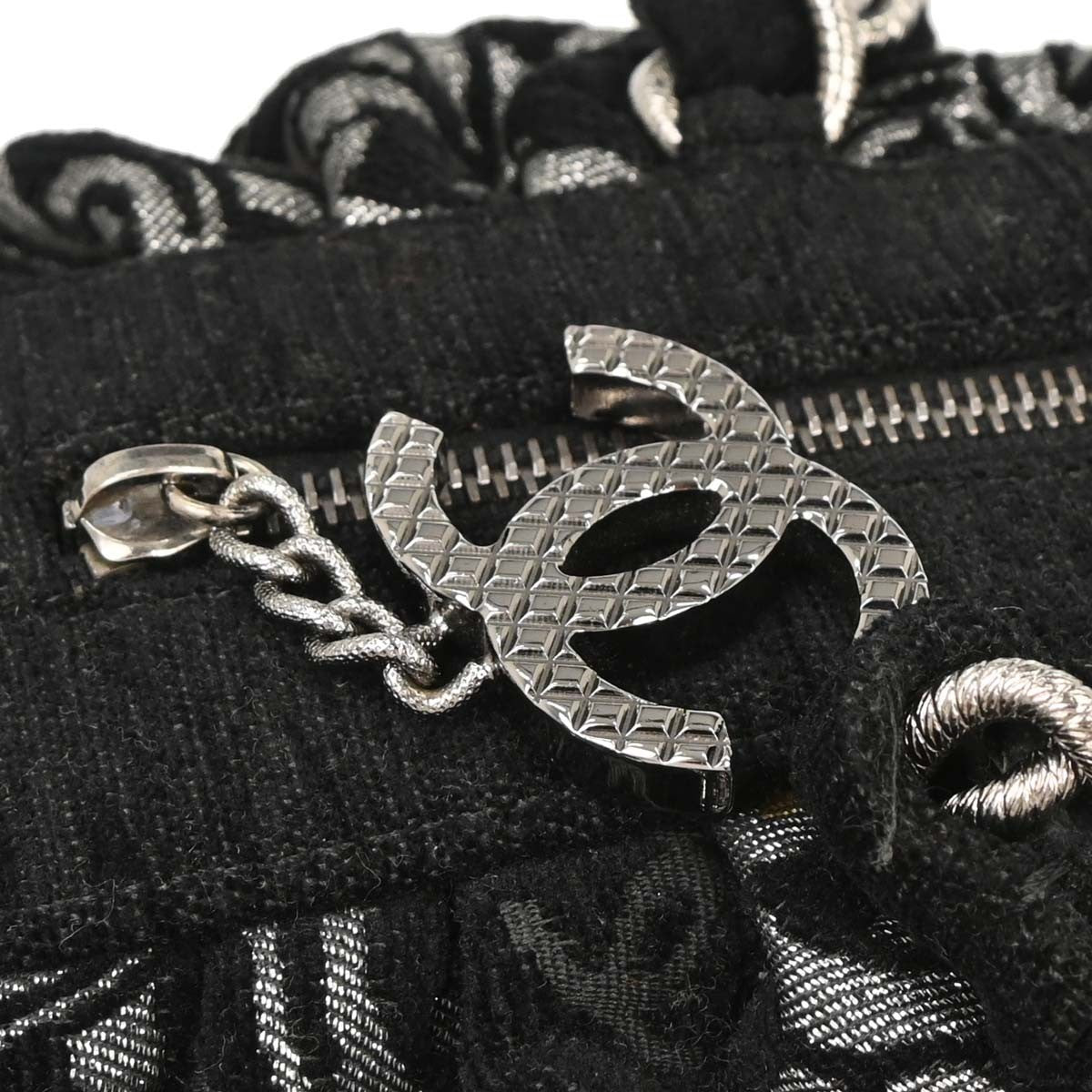 Chanel Vintage Zip Bowler Bag Printed Jacquard Black Cotton Shoulder Bag Bag (Pre-Owned)