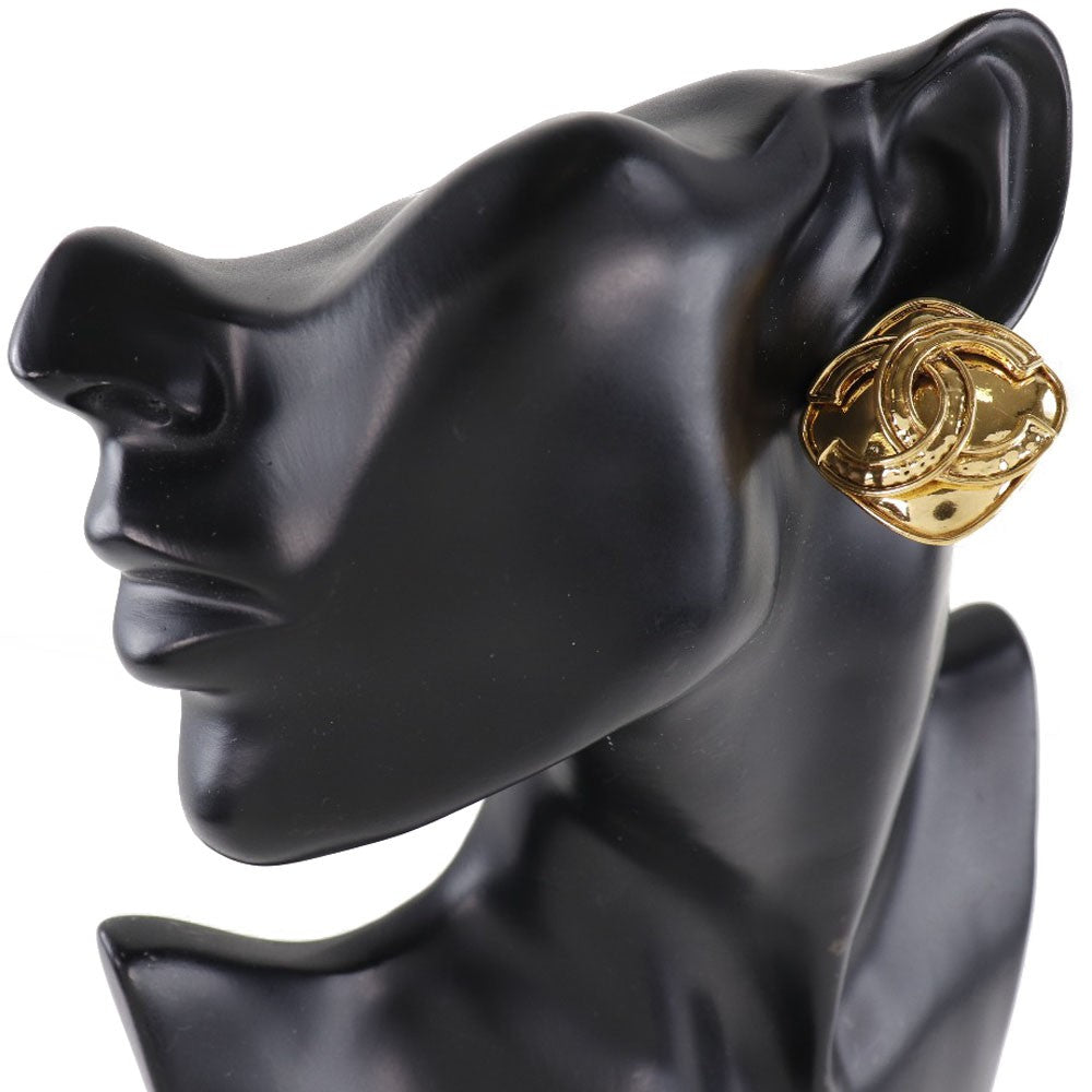 Chanel Vintage Cc Clip-On Earrings Metal Gold Gold_Plated Earrings Jewelry (Pre-Owned)