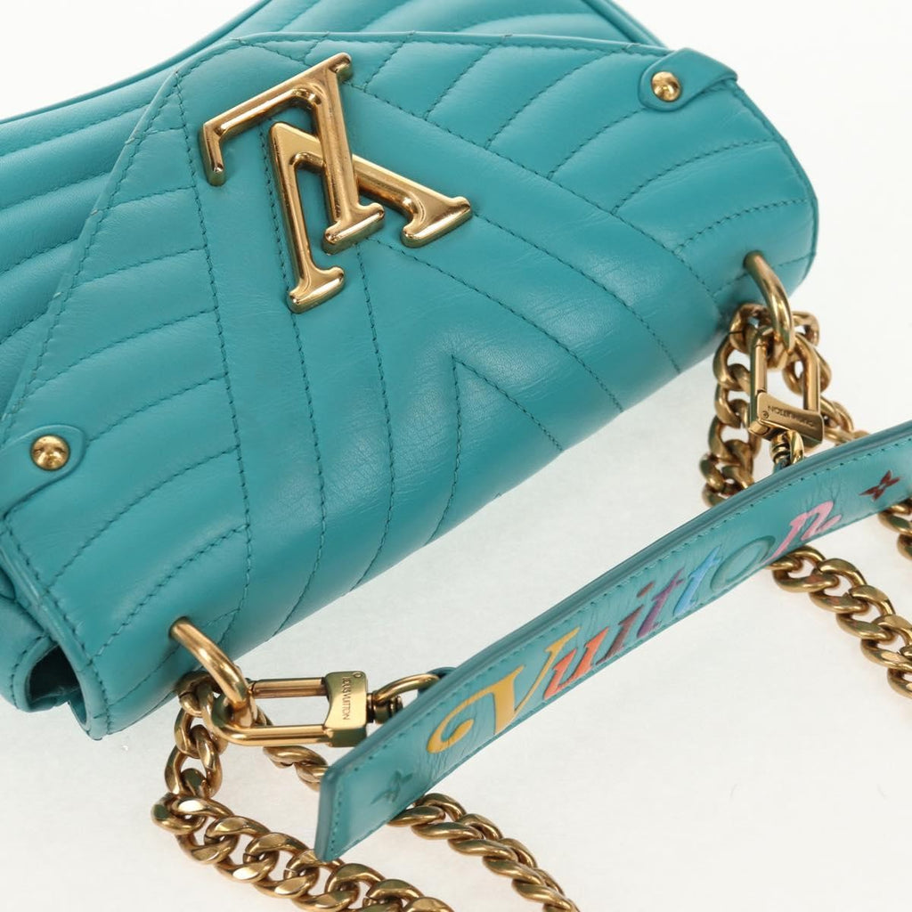 Louis Vuitton New Wave Chain Bag Quilted Leather Blue Leather Shoulder Bag Bag (Pre-Owned)