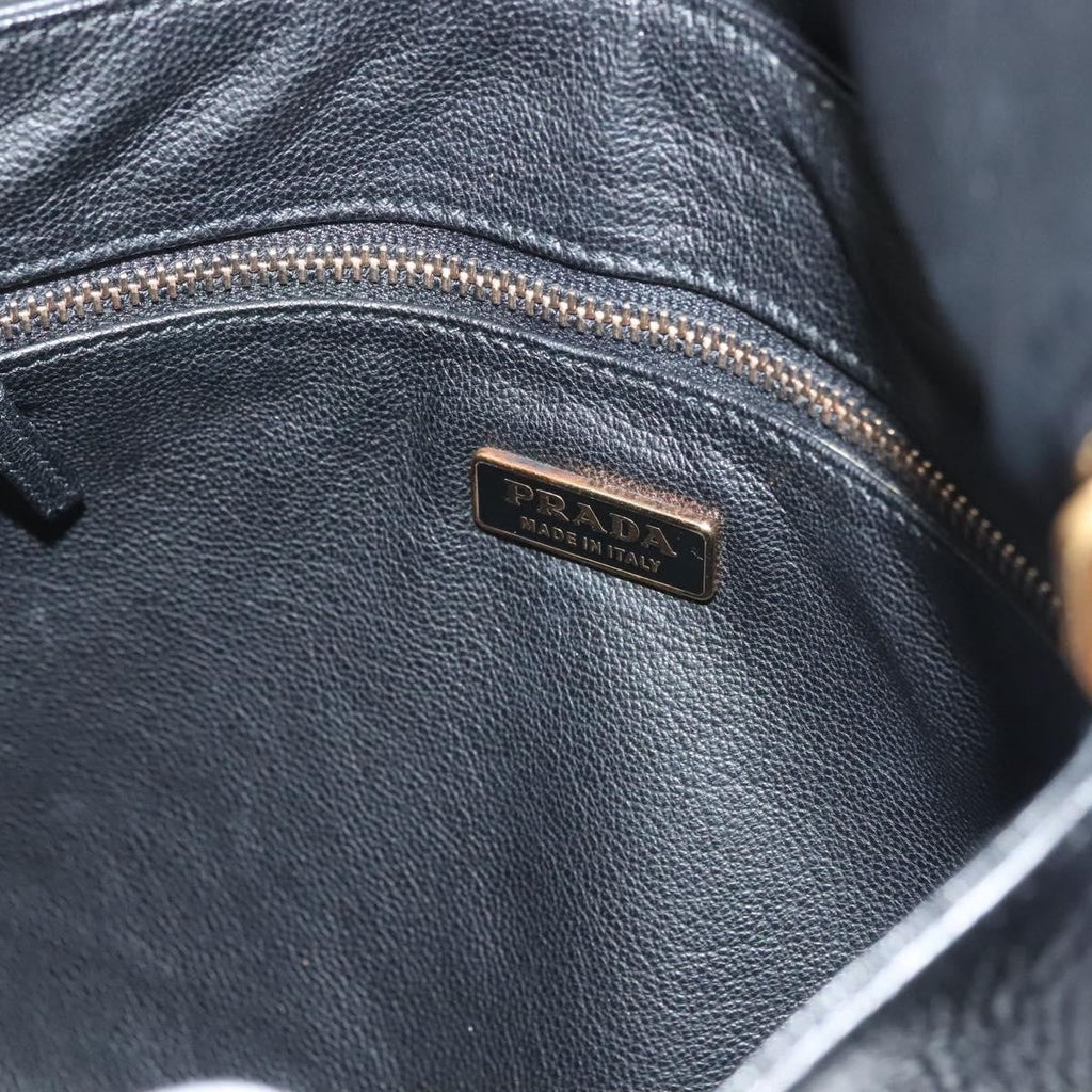 Prada Vintage Chain Flap Shoulder Bag Leather Black Leather Shoulder Bag Bag (Pre-Owned)