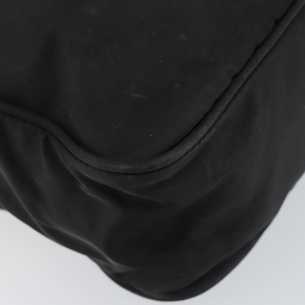 Prada Front Pocket Zip Messenger Bag Tessuto With Saffiano Leather Black Nylon Shoulder Bag Bag (Pre-Owned)
