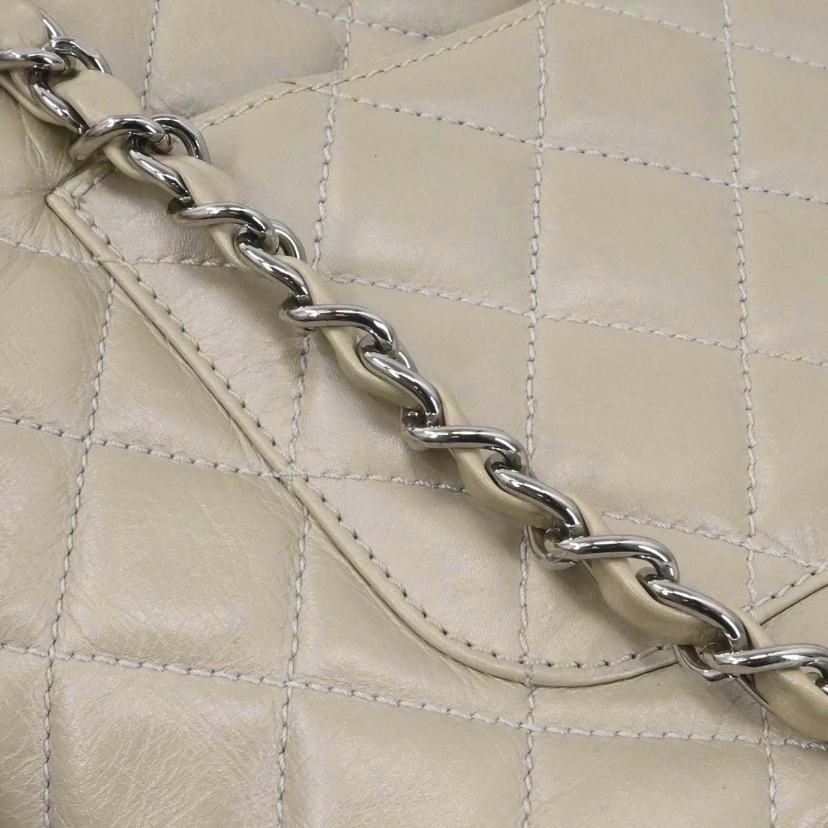 Chanel 31 Rue Cambon Chain Tote Caviar Ecru Leather Tote Bag Bag (Pre-Owned)
