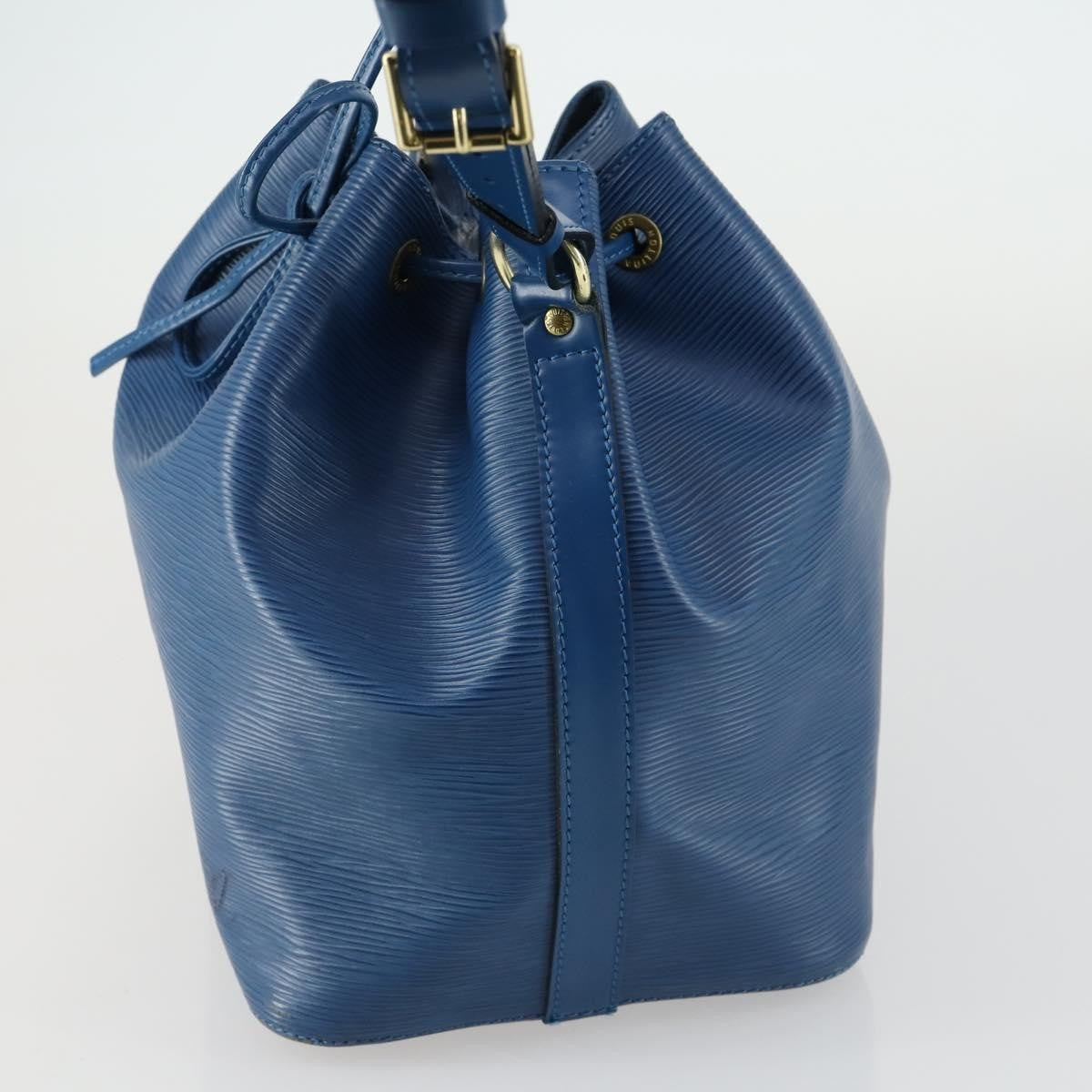 Louis Vuitton Petit Noe Handbag Epi Leather Blue Leather Shoulder Bag Bag (Pre-Owned)