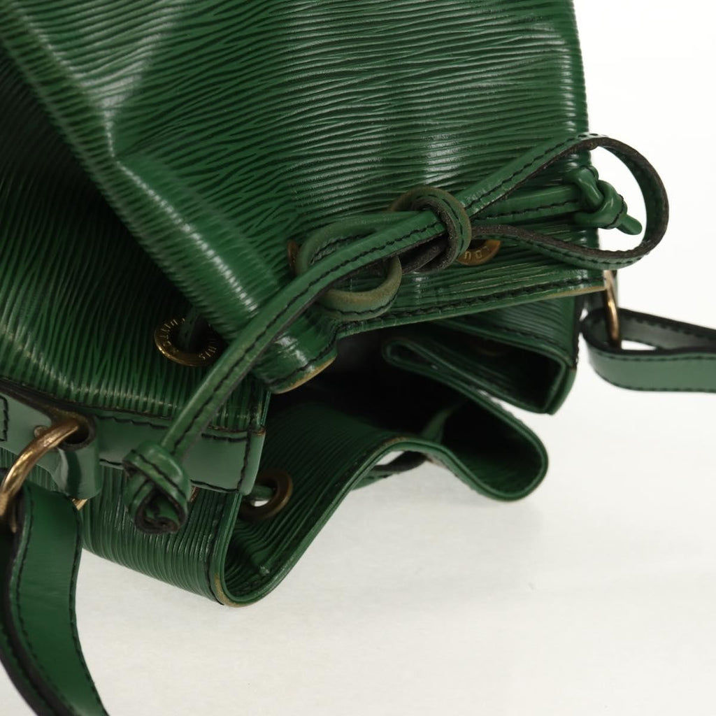 Louis Vuitton Petit Noe Handbag Epi Leather Green Leather Shoulder Bag Bag (Pre-Owned)