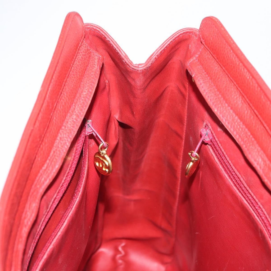Chanel Vintage Metal Cc Shoulder Bag Caviar Red Leather Shoulder Bag Bag (Pre-Owned)