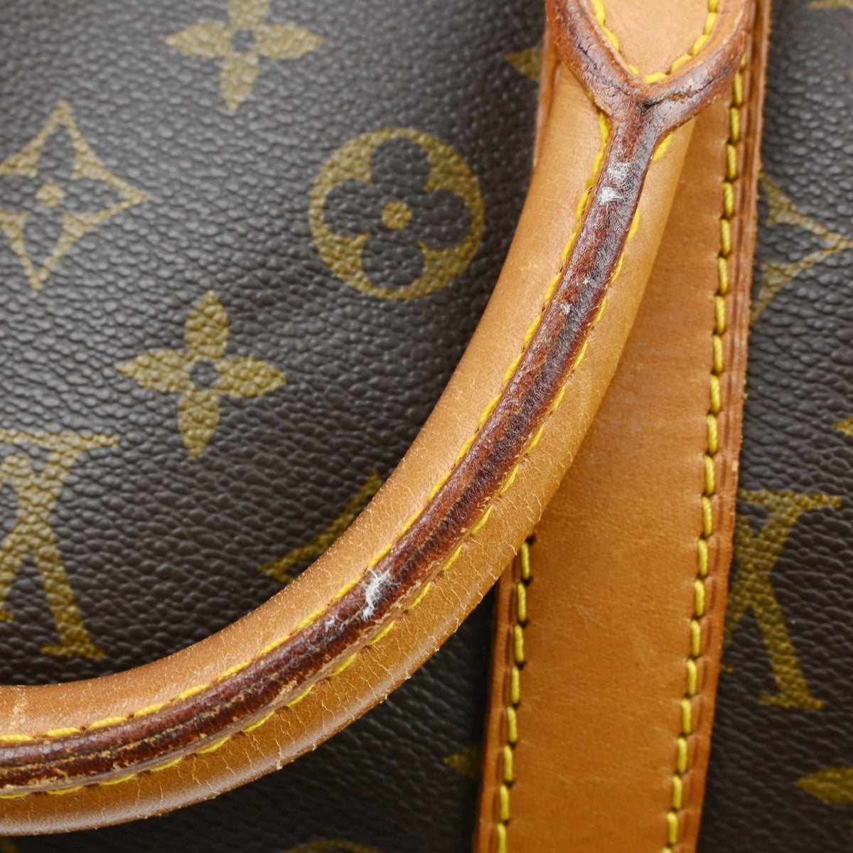 Louis Vuitton Keepall Bag Monogram Canvas Brown Canvas Travel Bag Bag (Pre-Owned)