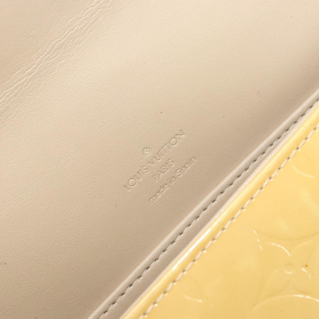 Louis Vuitton Thompson Street Handbag Monogram Vernis Beige Patent_Leather Shoulder Bag Bag (Pre-Owned)