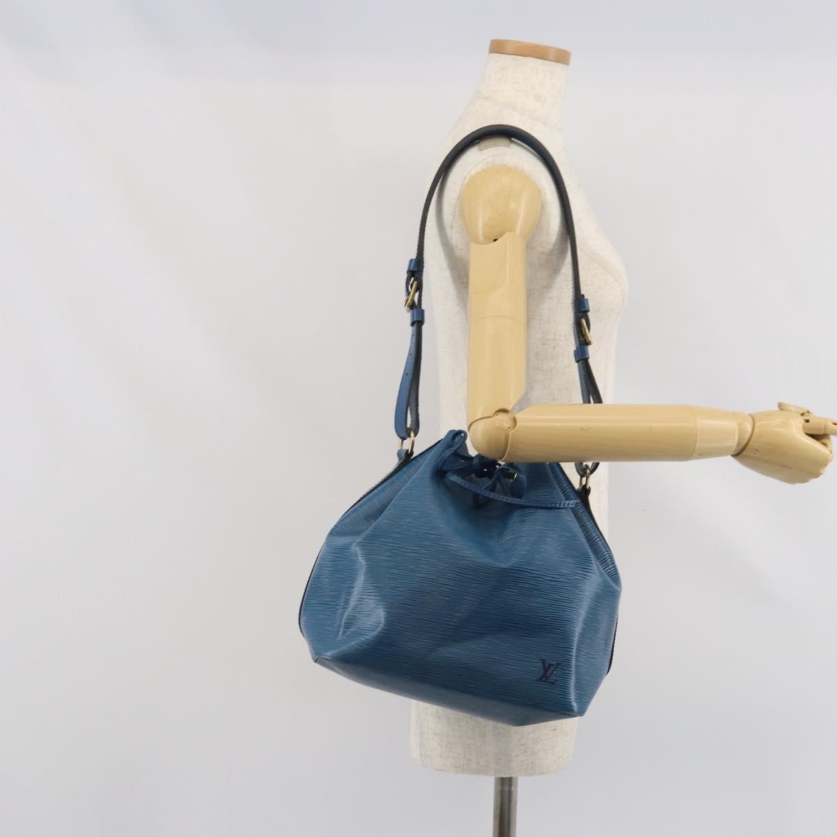 Louis Vuitton Petit Noe Handbag Epi Leather Blue Leather Shoulder Bag Bag (Pre-Owned)