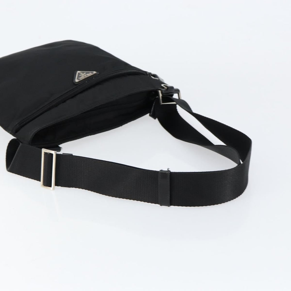 Prada Front Pocket Messenger Bag Tessuto Black Nylon Shoulder Bag Bag (Pre-Owned)