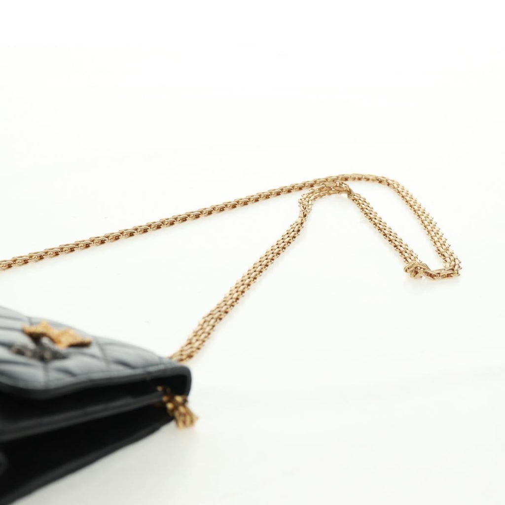 Chanel Lucky Charms Reissue 2.55 Flap Bag Leather Black Leather Shoulder Bag Bag (Pre-Owned)
