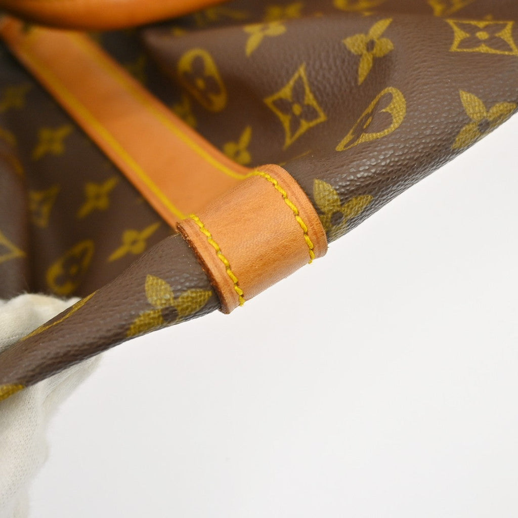 Louis Vuitton Keepall Bag Monogram Canvas Brown Canvas Travel Bag Bag (Pre-Owned)