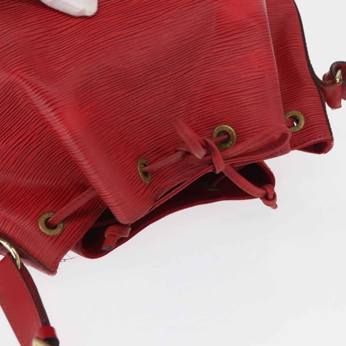 Louis Vuitton Petit Noe Handbag Epi Leather Red Leather Shoulder Bag Bag (Pre-Owned)