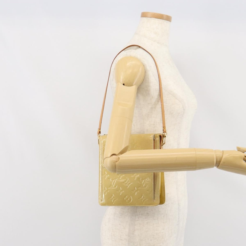 Louis Vuitton Mott Handbag Monogram Vernis Beige Patent_Leather Clutche & Pouche Bag (Pre-Owned)