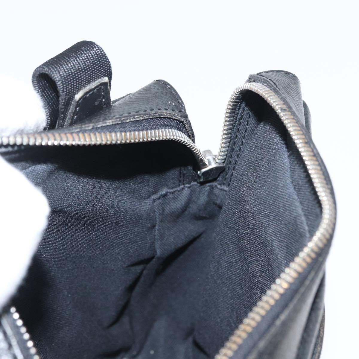 Louis Vuitton Sayan Messenger Bag Taiga Leather And Canvas Black Leather Shoulder Bag Bag (Pre-Owned)