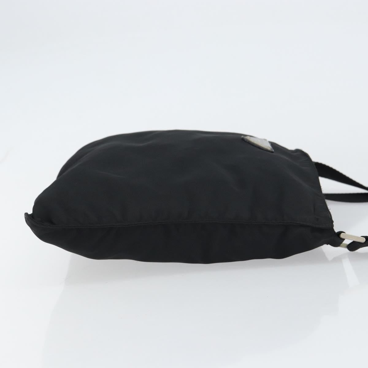 Prada Flat Messenger Bag Tessuto Black Nylon Shoulder Bag Bag (Pre-Owned)