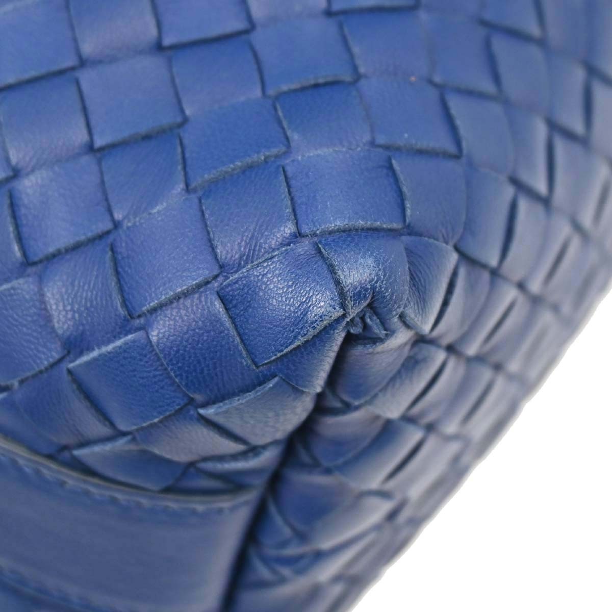 Bottega Veneta Intrecciato Handbag Leather Blue Leather Handbag (Pre-Owned)