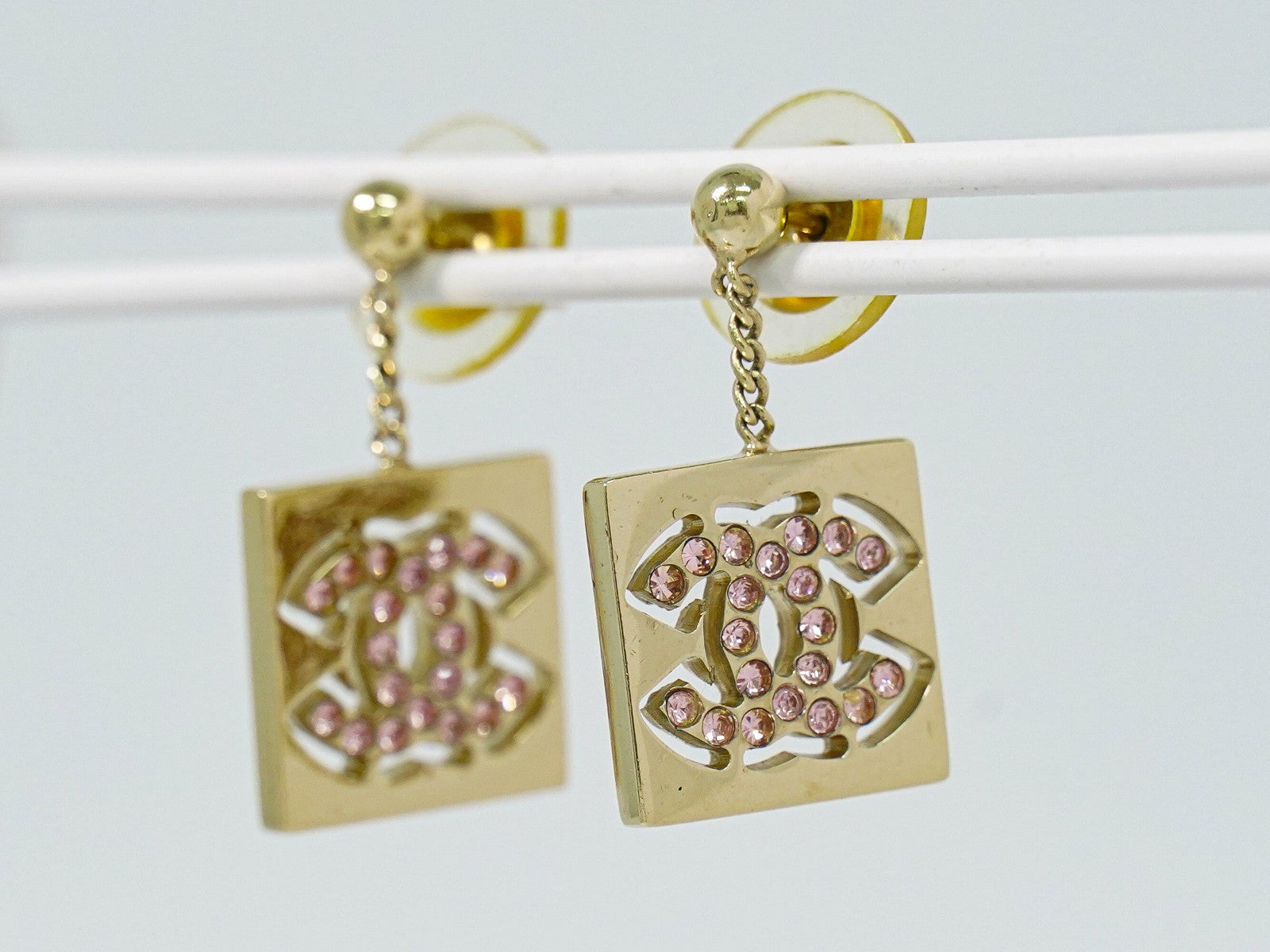 Chanel Cc Dangle Earrings Metal Gold Gold_Plated Earrings Jewelry (Pre-Owned)