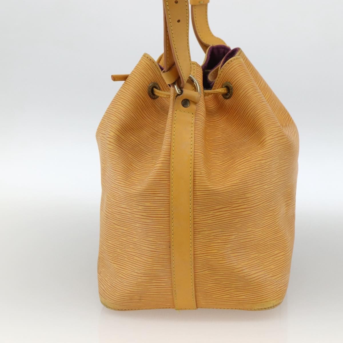Louis Vuitton Petit Noe Handbag Epi Leather Yellow Leather Shoulder Bag Bag (Pre-Owned)