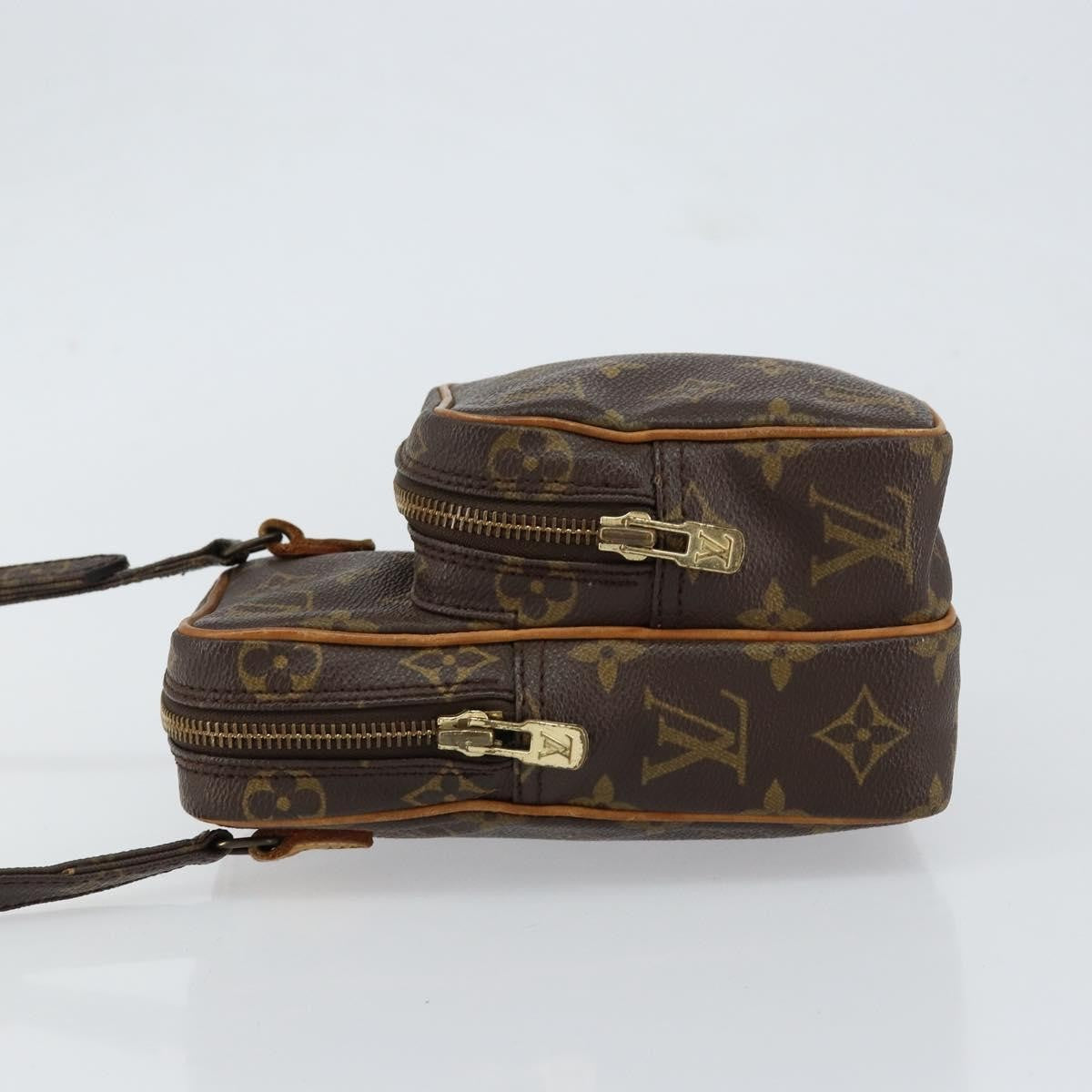 Louis Vuitton Amazone Bag Monogram Canvas Brown Canvas Shoulder Bag Bag (Pre-Owned)