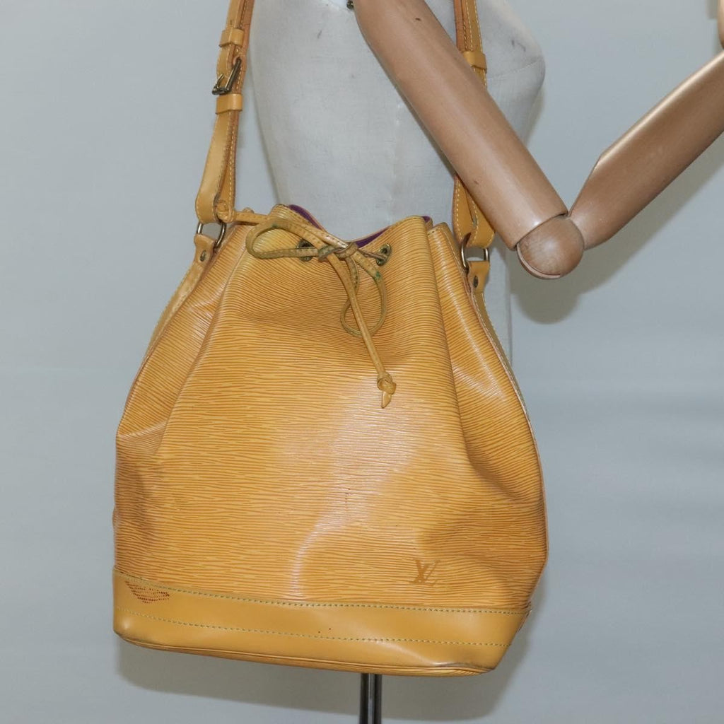 Louis Vuitton Noe Handbag Epi Leather Yellow Leather Shoulder Bag Bag (Pre-Owned)