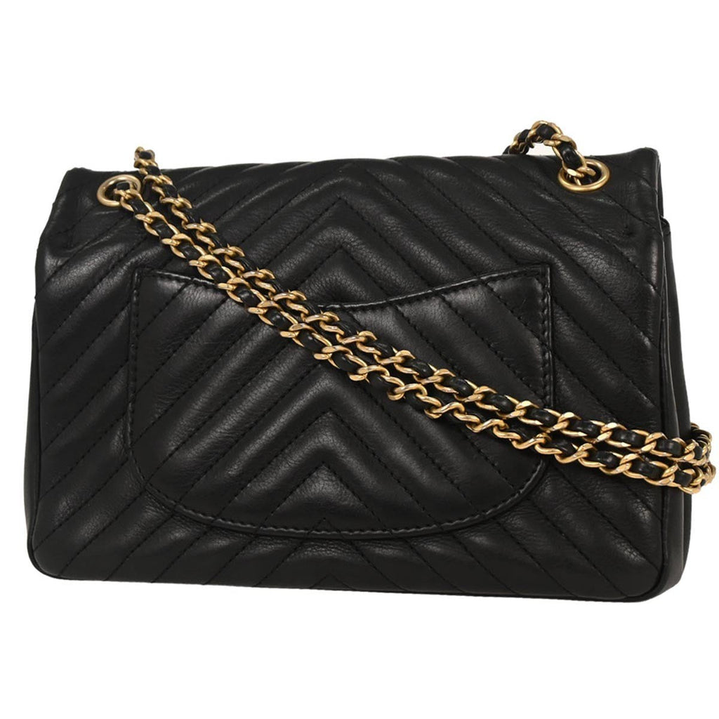 Chanel Rock The Corner Flap Bag Chevron Leather Black Leather Shoulder Bag Bag (Pre-Owned)