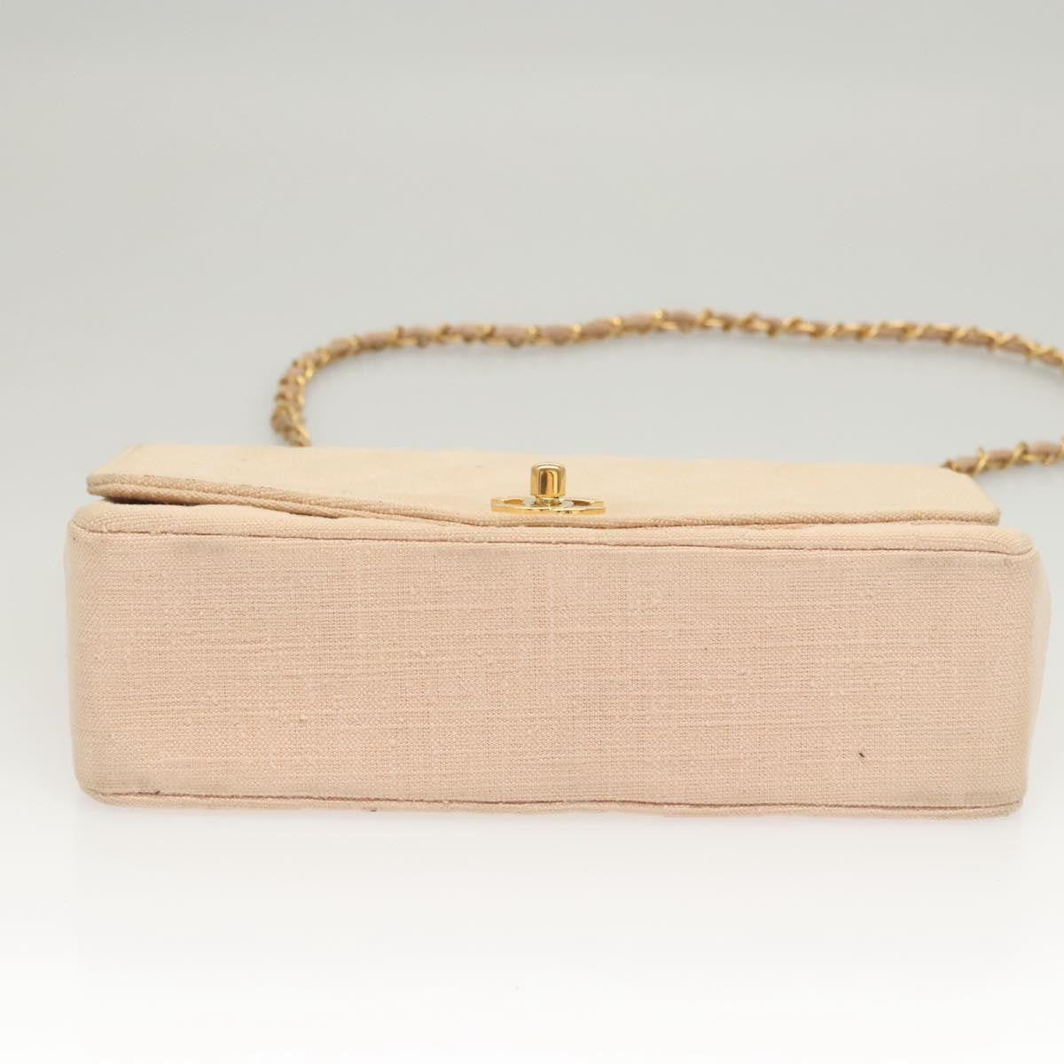 Chanel Vintage Diana Flap Bag Quilted Canvas Pink Canvas Shoulder Bag Bag (Pre-Owned)