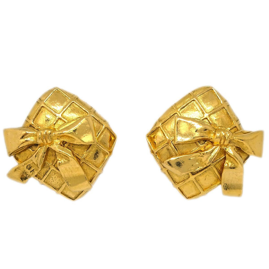 Chanel Cc Rhombus Clip-On Earrings Metal Gold Gold_Plated Earrings Jewelry (Pre-Owned)