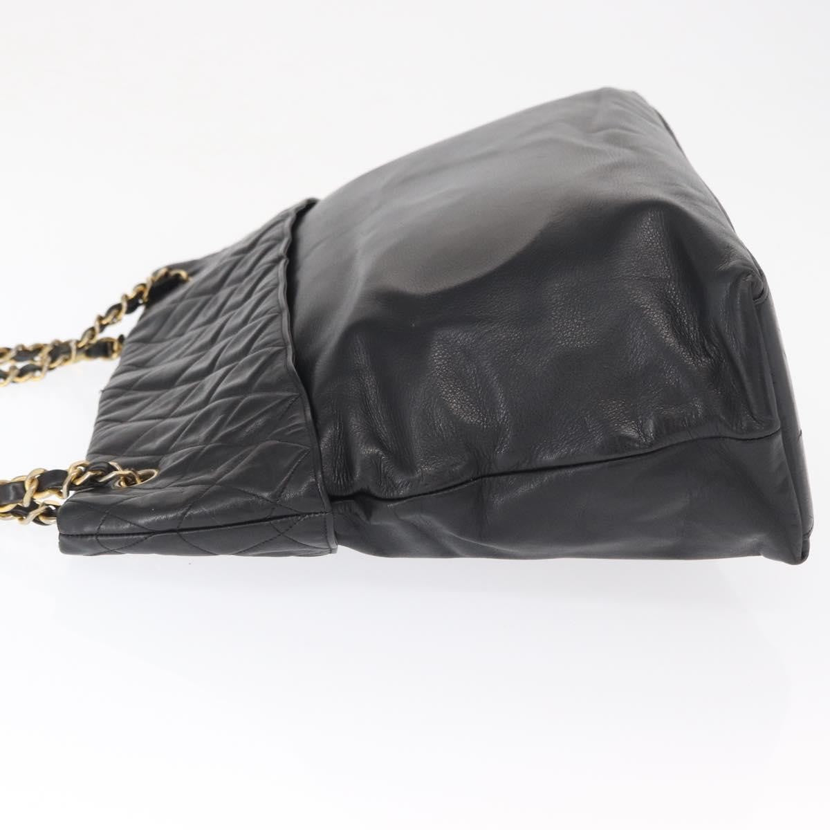 Chanel Chain Tote Leather Black Leather Handbag (Pre-Owned)