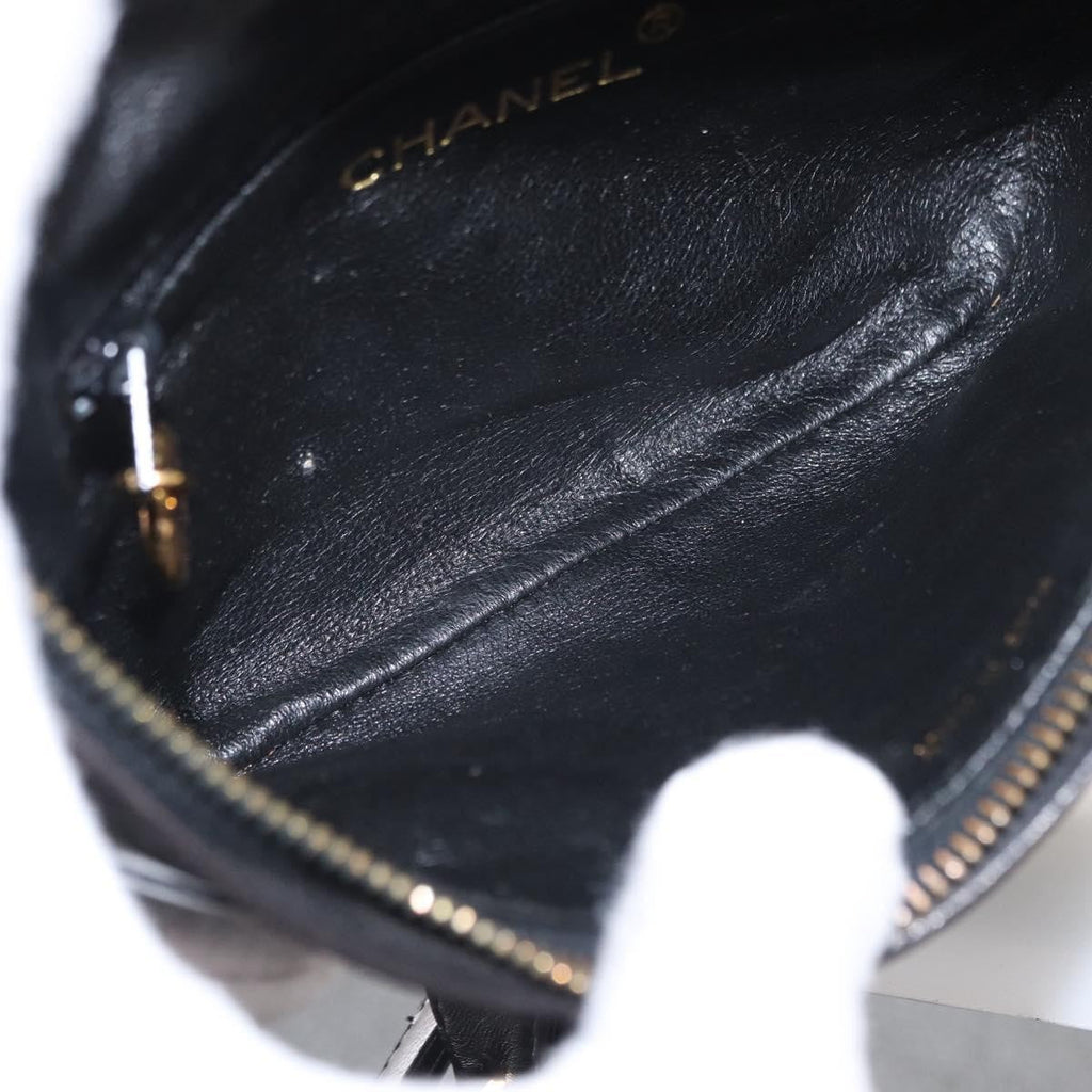 Chanel Vintage Zip Belt Bag Quilted Lambskin Black Patent_Leather Clutche & Pouche Bag (Pre-Owned)