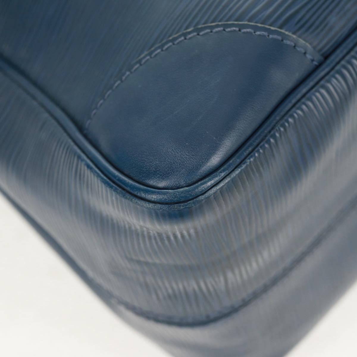 Louis Vuitton Segur Handbag Epi Leather Blue Leather Shoulder Bag Bag (Pre-Owned)