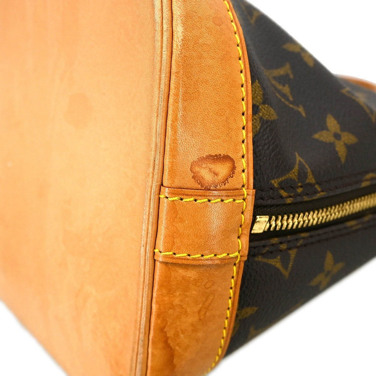 Louis Vuitton Alma Handbag Monogram Canvas Brown Canvas Handbag (Pre-Owned)