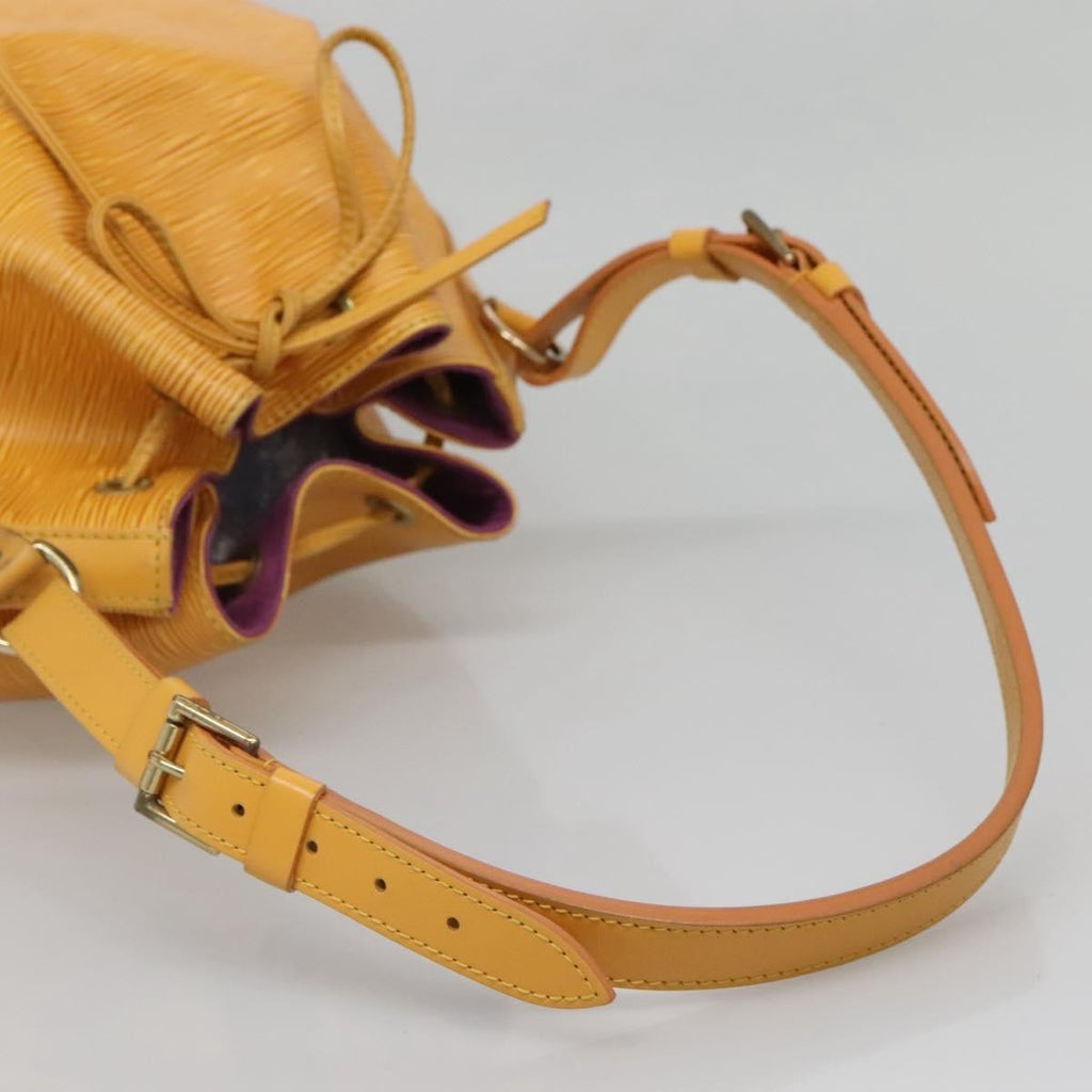 Louis Vuitton Noe Handbag Epi Leather Yellow Leather Bag (Pre-Owned)