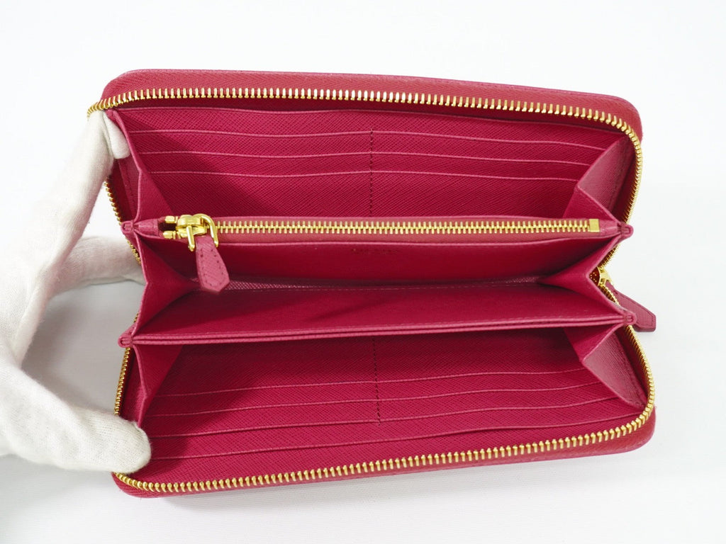 Prada Zip Around Tab Wallet Saffiano Leather Pink Leather Wallets Accessory (Pre-Owned)