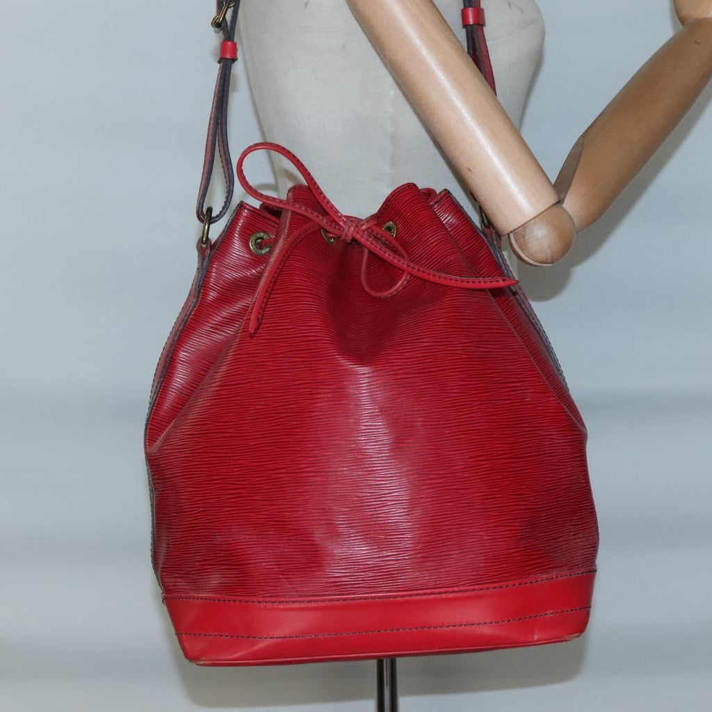 Louis Vuitton Noe Handbag Epi Leather Red Leather Bag (Pre-Owned)
