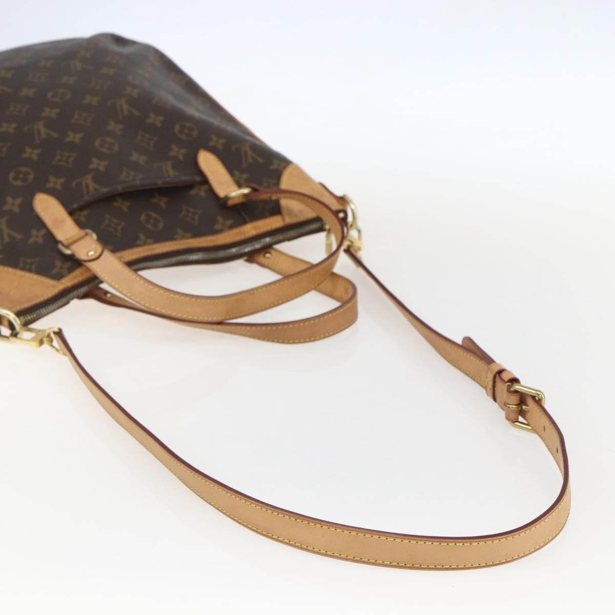 Louis Vuitton Odeon Handbag Monogram Canvas Brown Canvas Shoulder Bag Bag (Pre-Owned)