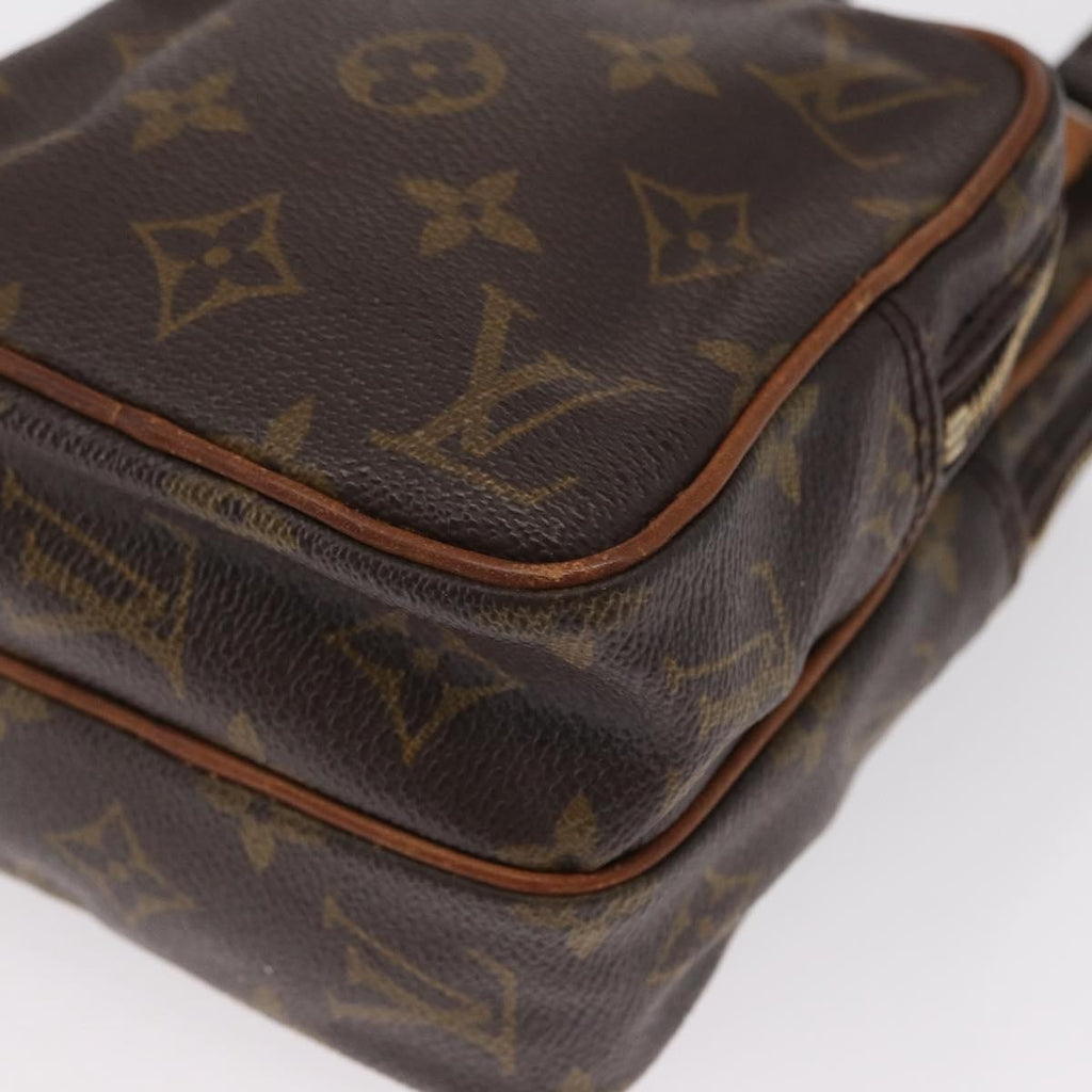Louis Vuitton Amazone Bag Monogram Canvas Brown Canvas Shoulder Bag Bag (Pre-Owned)