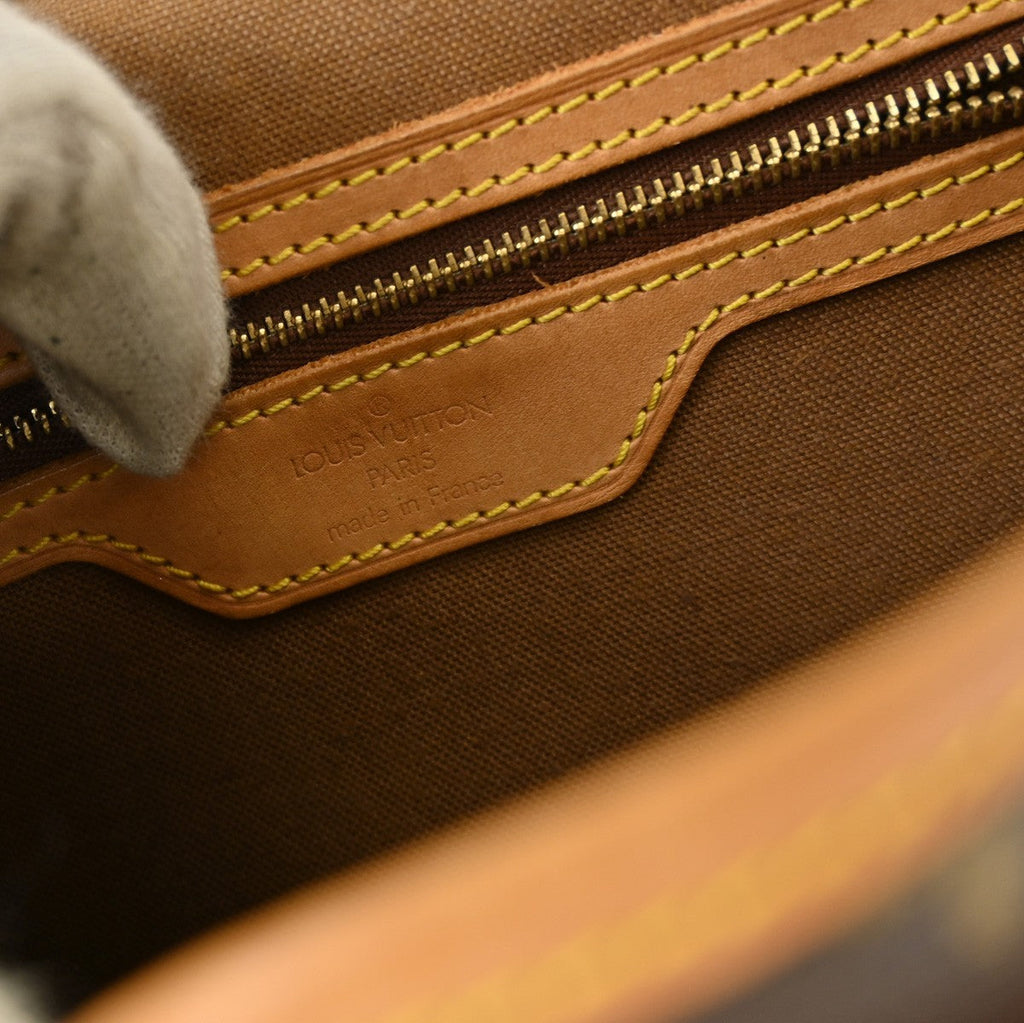 Louis Vuitton Sac Gibeciere Messenger Bag Monogram Canvas Brown Canvas Shoulder Bag Bag (Pre-Owned)
