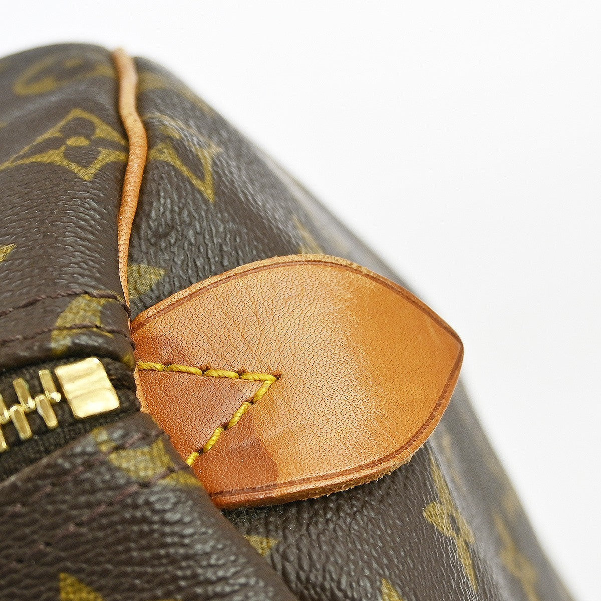 Louis Vuitton Keepall Bag Monogram Canvas Brown Canvas Travel Bag Bag (Pre-Owned)