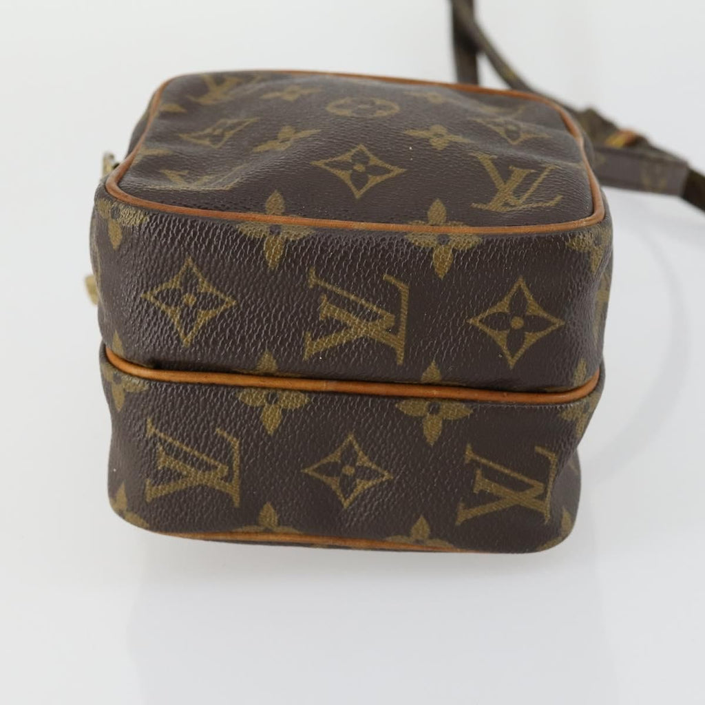 Louis Vuitton Amazone Bag Monogram Canvas Brown Canvas Shoulder Bag Bag (Pre-Owned)