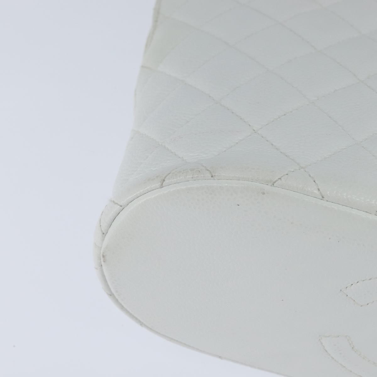 Chanel Vintage Cc Zip Around Bowler Bag Quilted Caviar White Leather Tote Bag Bag (Pre-Owned)
